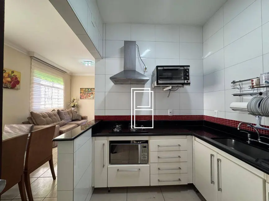 Foto 9 de Casa com 3 quartos à venda, 360m2 em Boa Vista, Belo Horizonte - MG