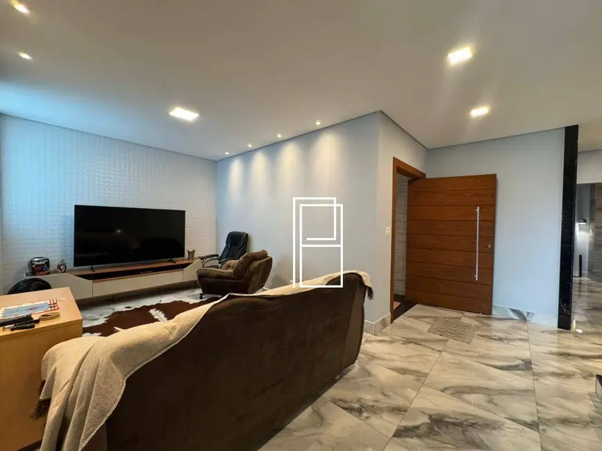 Foto 8 de Casa com 4 quartos à venda, 360m2 em Ana Lúcia, Sabara - MG