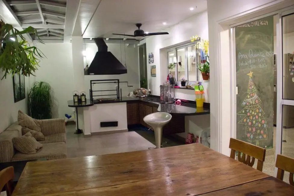 Foto 1 de Casa de Condomínio com 4 quartos à venda, 100m2 em Granja Julieta, São Paulo - SP