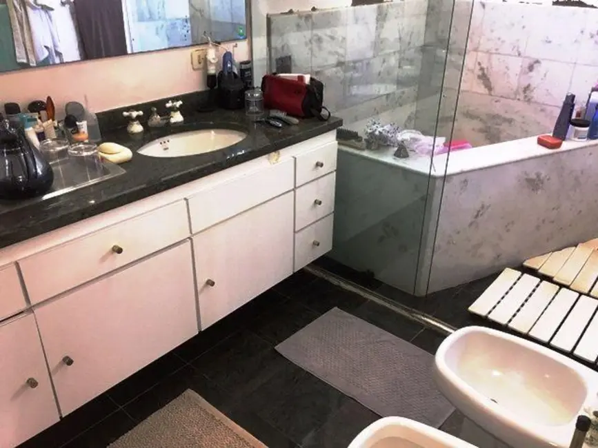 Casa com 7 quartos à venda, 1500m2 em Campo Belo, São Paulo - SP - imagem 8 Foto 8 de Casa com 7 quartos à venda, 1500m2 em Campo Belo, São Paulo - SP