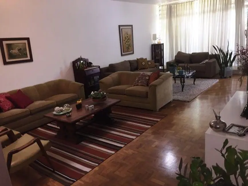 Casa com 3 quartos à venda, 280m2 em Campo Belo, São Paulo - SP - imagem 2 Foto 2 de Casa com 3 quartos à venda, 280m2 em Campo Belo, São Paulo - SP