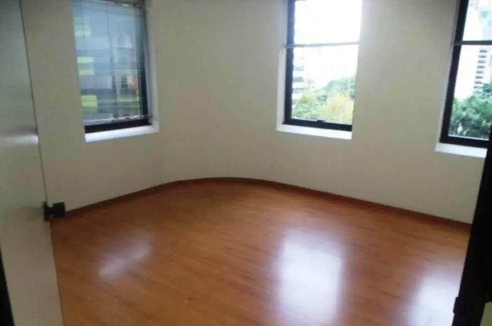 Loft / Flat à venda e para alugar, 104m2 em Cidade Monções, São Paulo - SP - imagem 9 Foto 9 de Loft / Flat à venda e para alugar, 104m2 em Cidade Monções, São Paulo - SP