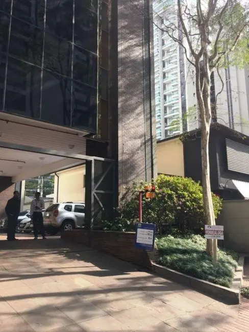 Sala Comercial à venda e para alugar, 85m2 em Cidade Monções, São Paulo - SP - imagem 3 Foto 3 de Sala Comercial à venda e para alugar, 85m2 em Cidade Monções, São Paulo - SP