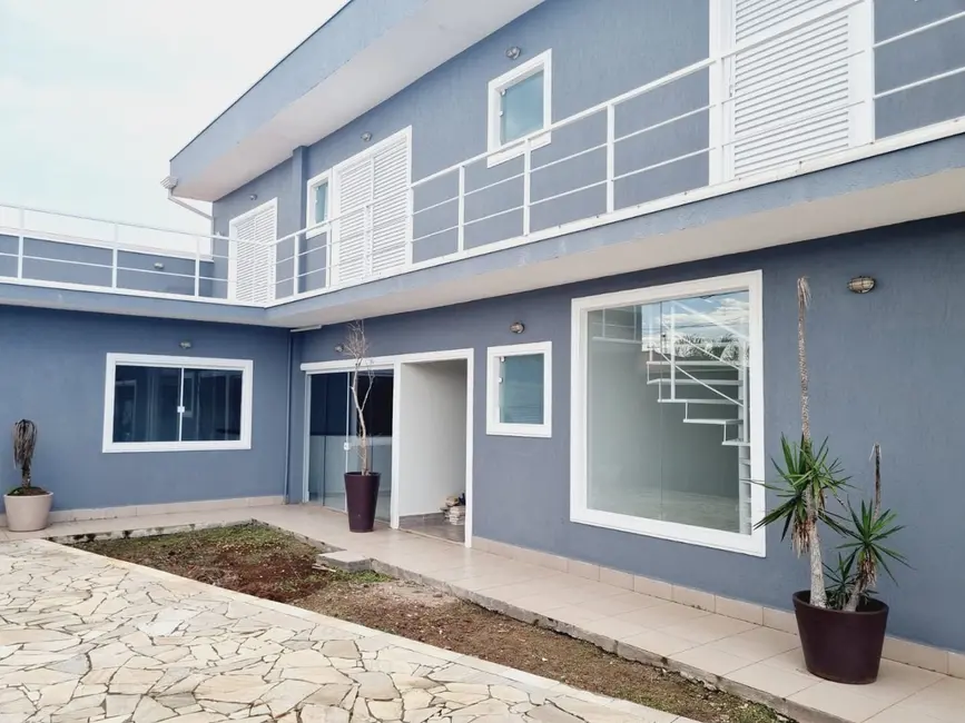 Casa com 4 quartos à venda, 283m2 em Peruibe - SP - imagem 2 Foto 2 de Casa com 4 quartos à venda, 283m2 em Peruibe - SP