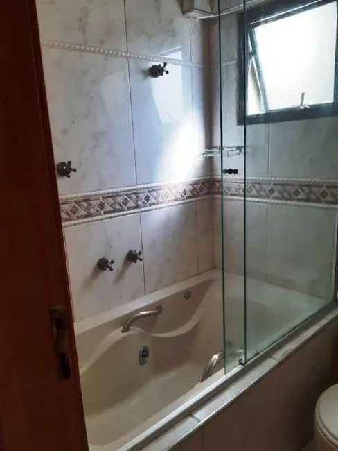 Apartamento com 4 quartos à venda, 130m2 em Jardim das Acácias, São Paulo - SP - imagem 3 Foto 3 de Apartamento com 4 quartos à venda, 130m2 em Jardim das Acácias, São Paulo - SP