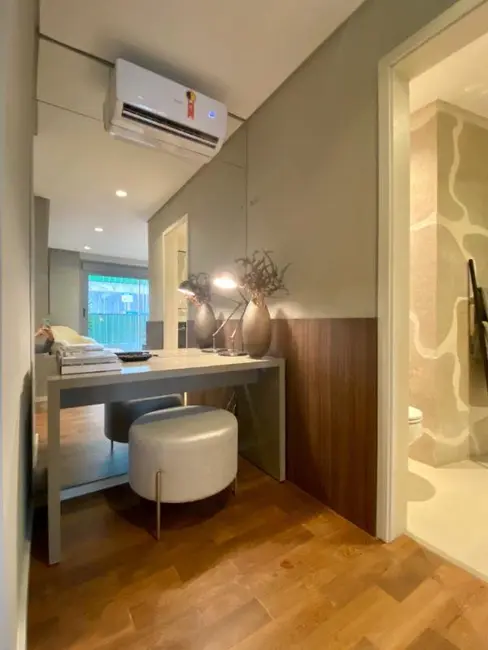 Apartamento com 4 quartos à venda, 197m2 em Jardim das Acácias, São Paulo - SP - imagem 4 Foto 4 de Apartamento com 4 quartos à venda, 197m2 em Jardim das Acácias, São Paulo - SP