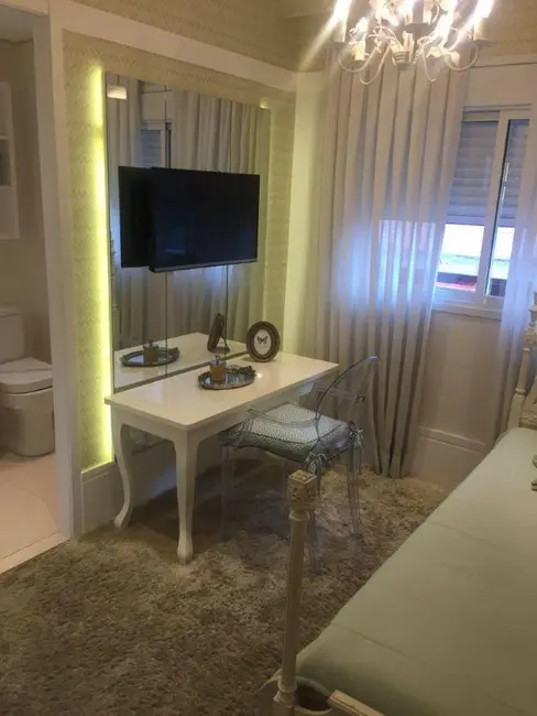 Apartamento com 3 quartos à venda, 172m2 em Moema, São Paulo - SP - imagem 8 Foto 8 de Apartamento com 3 quartos à venda, 172m2 em Moema, São Paulo - SP