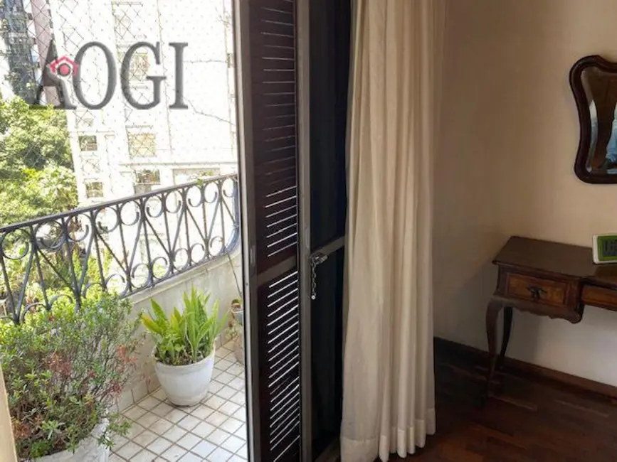 Apartamento com 3 quartos para alugar, 128m2 em Vila Nova Conceição, São Paulo - SP - imagem 3 Foto 3 de Apartamento com 3 quartos para alugar, 128m2 em Vila Nova Conceição, São Paulo - SP