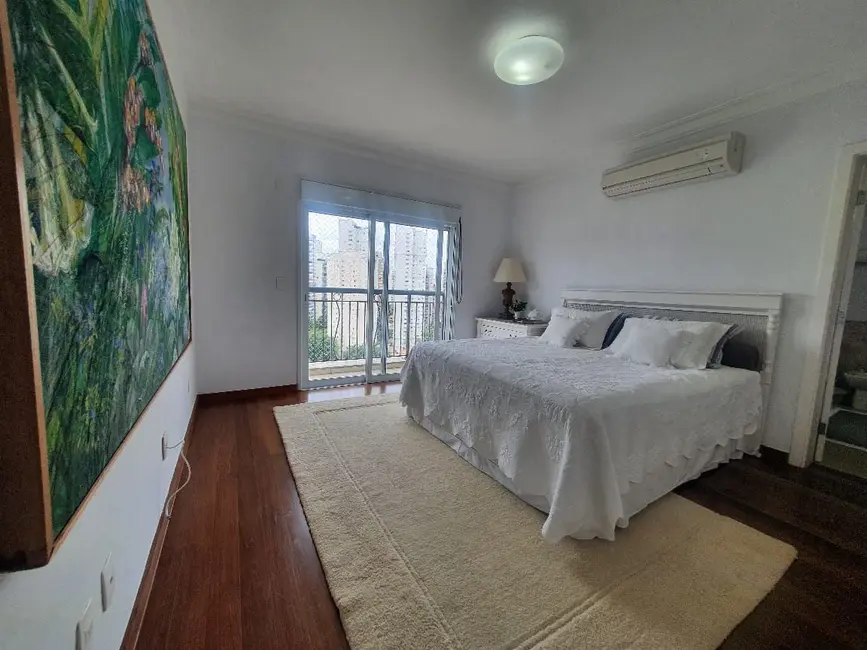 Foto 8 de Apartamento com 4 quartos para alugar, 226m2 em Vila Nova Conceição, São Paulo - SP