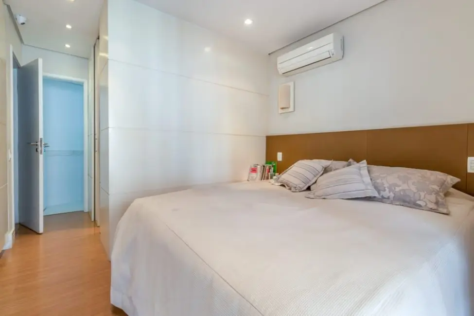 Foto 4 de Apartamento com 3 quartos à venda, 154m2 em Vila Nova Conceição, São Paulo - SP