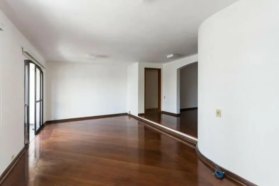 Foto 2 de Apartamento com 4 quartos à venda, 182m2 em Moema, São Paulo - SP