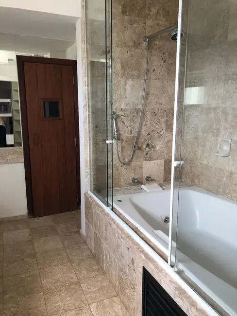 Foto 7 de Cobertura com 3 quartos à venda, 210m2 em Moema, São Paulo - SP