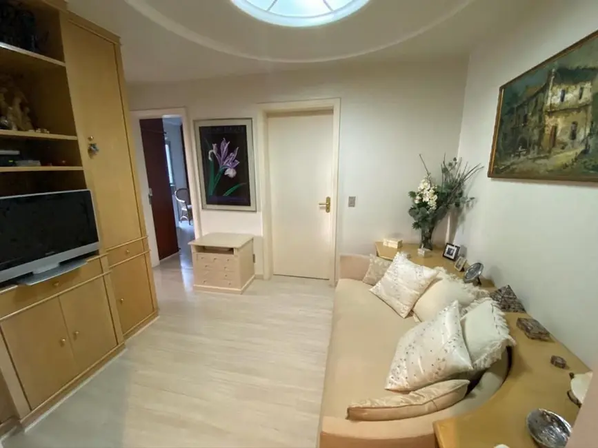 Foto 6 de Apartamento com 3 quartos para alugar, 180m2 em Moema, São Paulo - SP