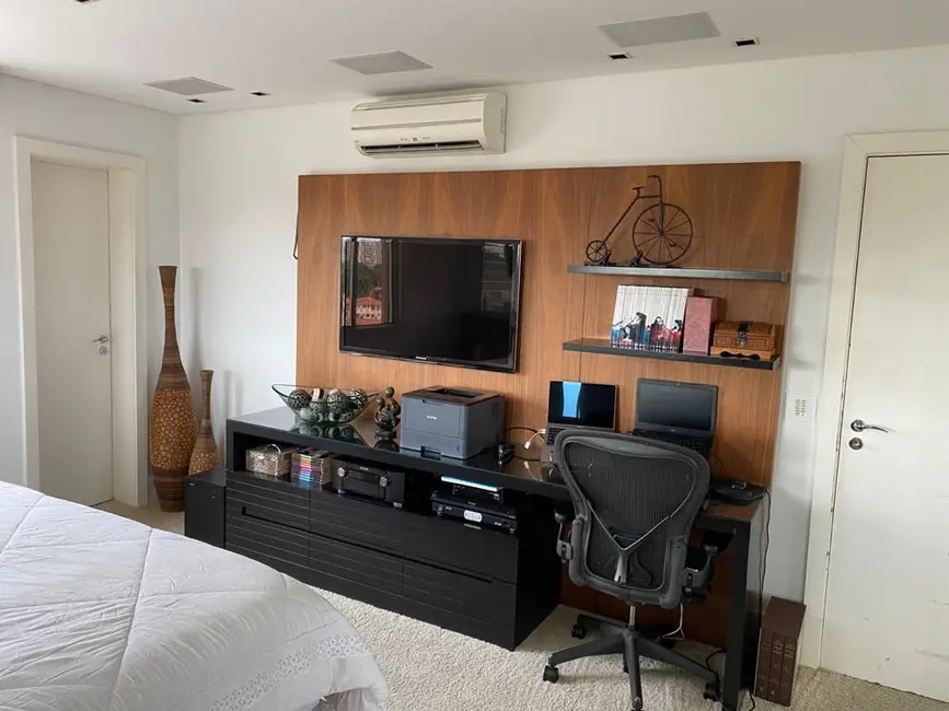 Foto 9 de Apartamento com 2 quartos à venda e para alugar, 180m2 em Campo Belo, São Paulo - SP
