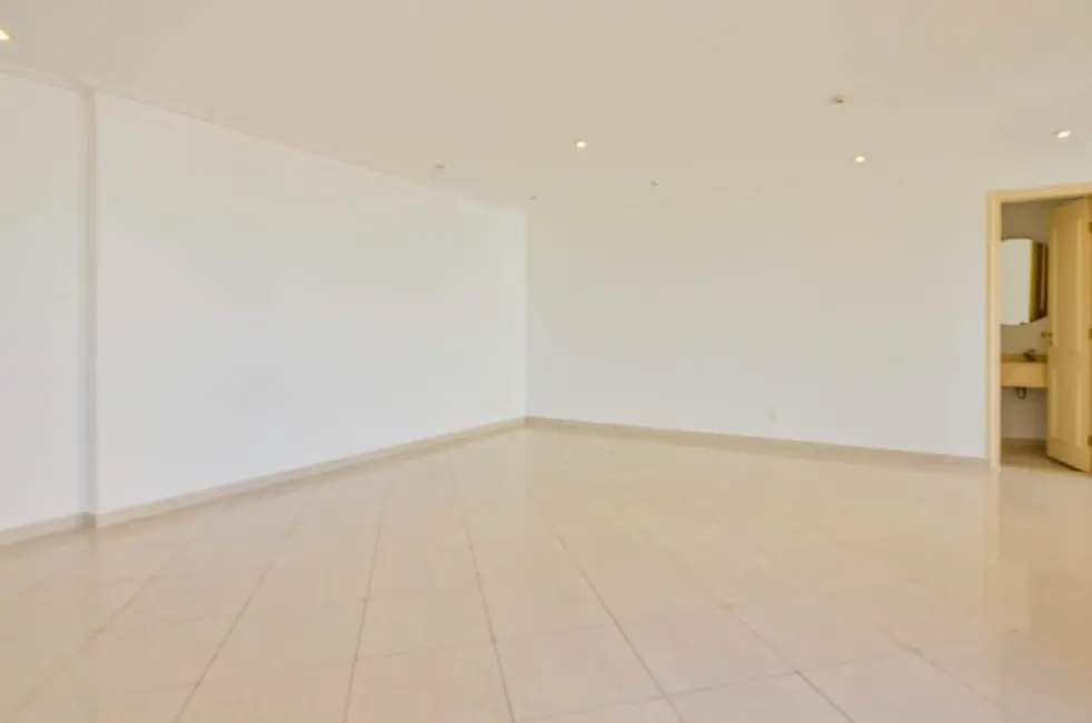 Apartamento com 4 quartos à venda, 141m2 em Vila Mariana, São Paulo - SP - imagem 3 Foto 3 de Apartamento com 4 quartos à venda, 141m2 em Vila Mariana, São Paulo - SP