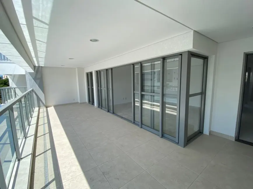 Apartamento com 4 quartos à venda, 181m2 em Santo Amaro, São Paulo - SP - imagem 4 Foto 4 de Apartamento com 4 quartos à venda, 181m2 em Santo Amaro, São Paulo - SP