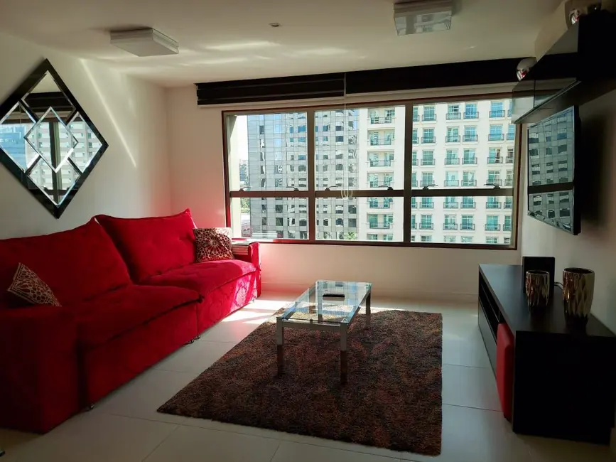 Foto 2 de Apartamento com 2 quartos para alugar, 70m2 em Itaim Bibi, São Paulo - SP