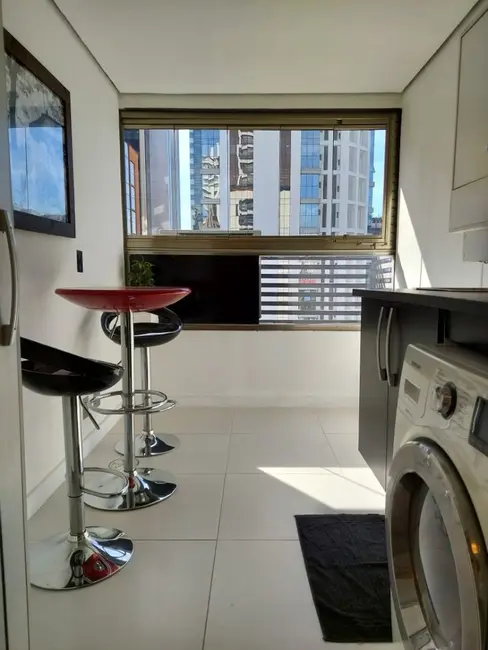 Apartamento com 2 quartos para alugar, 70m2 em Itaim Bibi, São Paulo - SP - imagem 7 Foto 7 de Apartamento com 2 quartos para alugar, 70m2 em Itaim Bibi, São Paulo - SP