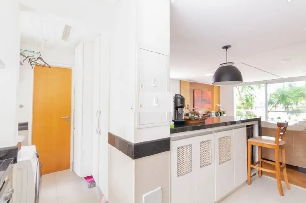 Foto 2 de Apartamento com 2 quartos à venda, 130m2 em Itaim Bibi, São Paulo - SP