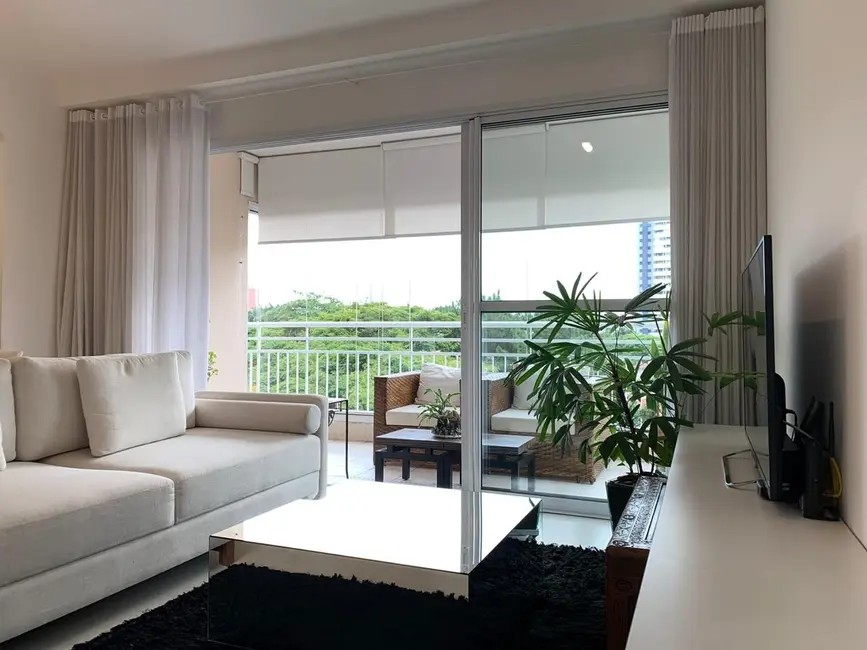 Foto 2 de Apartamento com 2 quartos à venda, 64m2 em Santo Amaro, São Paulo - SP