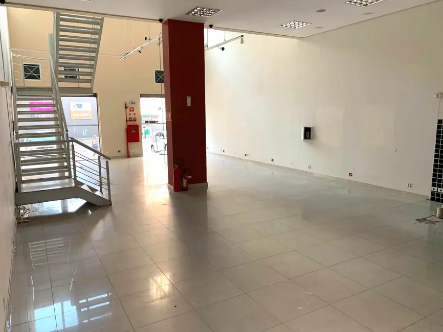 Foto 5 de Sala Comercial para alugar, 230m2 em Vila Suzana, São Paulo - SP