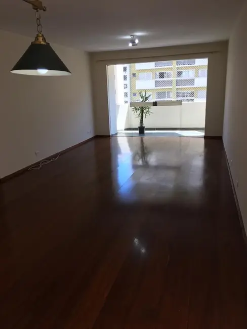 Apartamento com 3 quartos para alugar, 97m2 em Itaim Bibi, São Paulo - SP - imagem 4 Foto 4 de Apartamento com 3 quartos para alugar, 97m2 em Itaim Bibi, São Paulo - SP