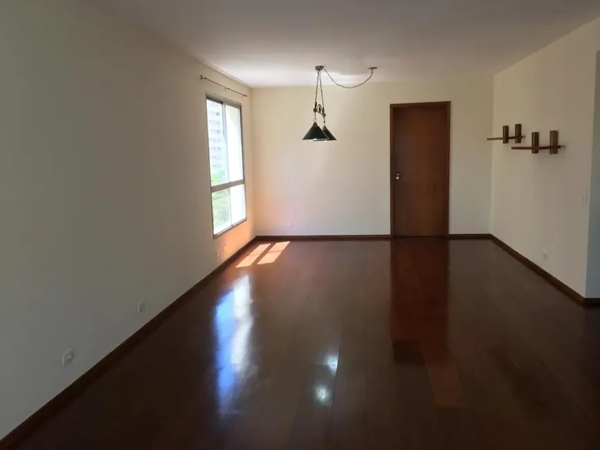 Apartamento com 3 quartos para alugar, 97m2 em Itaim Bibi, São Paulo - SP - imagem 5 Foto 5 de Apartamento com 3 quartos para alugar, 97m2 em Itaim Bibi, São Paulo - SP
