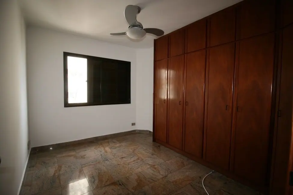 Apartamento com 3 quartos à venda, 105m2 em Moema, São Paulo - SP - imagem 9 Foto 9 de Apartamento com 3 quartos à venda, 105m2 em Moema, São Paulo - SP
