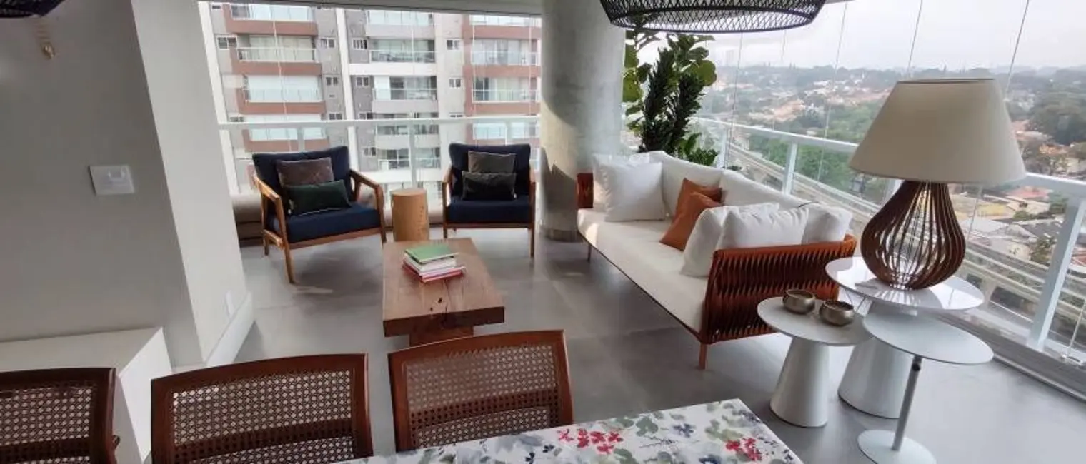 Foto 4 de Apartamento com 3 quartos à venda, 210m2 em São Paulo - SP