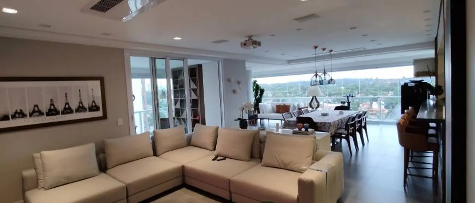Foto 2 de Apartamento com 3 quartos à venda, 210m2 em São Paulo - SP