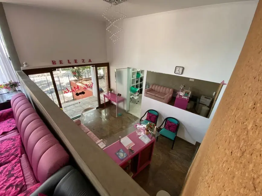 Sobrado com 5 quartos à venda, 331m2 em Sumarezinho, São Paulo - SP - imagem 9 Foto 9 de Sobrado com 5 quartos à venda, 331m2 em Sumarezinho, São Paulo - SP