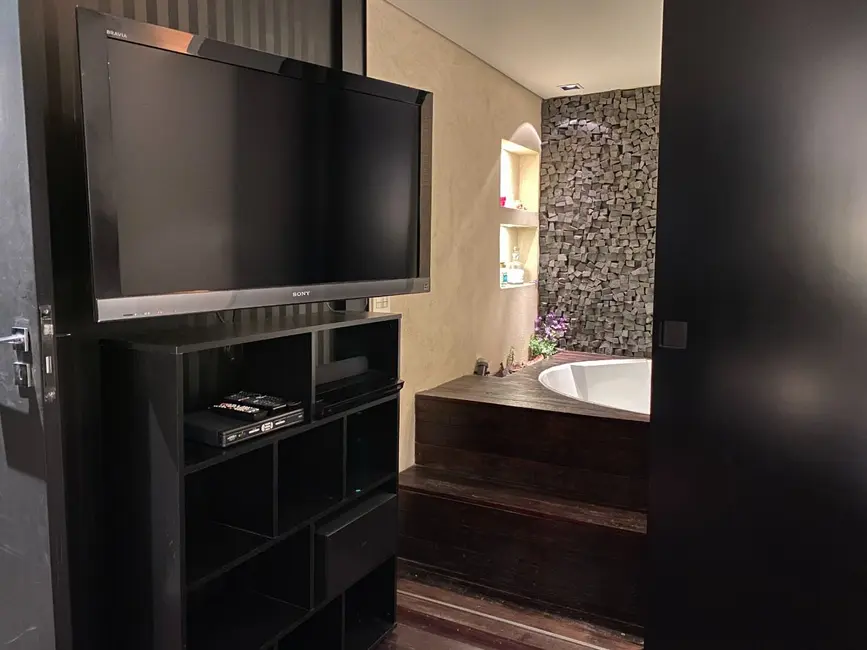 Foto 9 de Apartamento com 2 quartos para alugar, 120m2 em Moema, São Paulo - SP