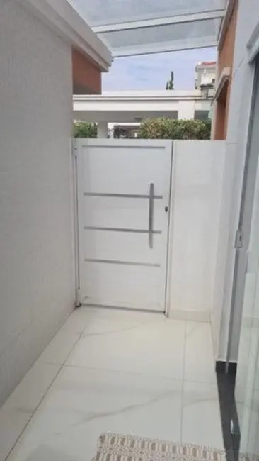 Casa de Condomínio com 3 quartos à venda, 250m2 em Santana De Parnaiba - SP - imagem 9 Foto 9 de Casa de Condomínio com 3 quartos à venda, 250m2 em Santana De Parnaiba - SP