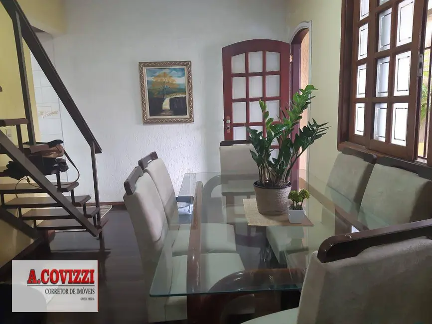 Casa com 3 quartos à venda, 200m2 em Vila Trinta e Um de Março, Campinas - SP - imagem 1 Foto 1 de Casa com 3 quartos à venda, 200m2 em Vila Trinta e Um de Março, Campinas - SP