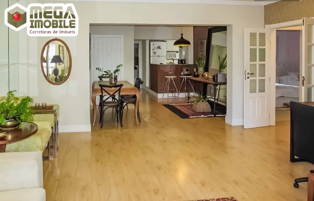 Foto 1 de Apartamento com 2 quartos à venda, 110m2 em Centro, Florianopolis - SC
