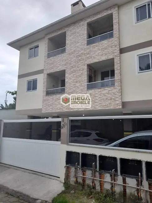 Apartamento com 2 quartos para alugar, 55m2 em Florianopolis - SC - imagem 3 Foto 3 de Apartamento com 2 quartos para alugar, 55m2 em Florianopolis - SC