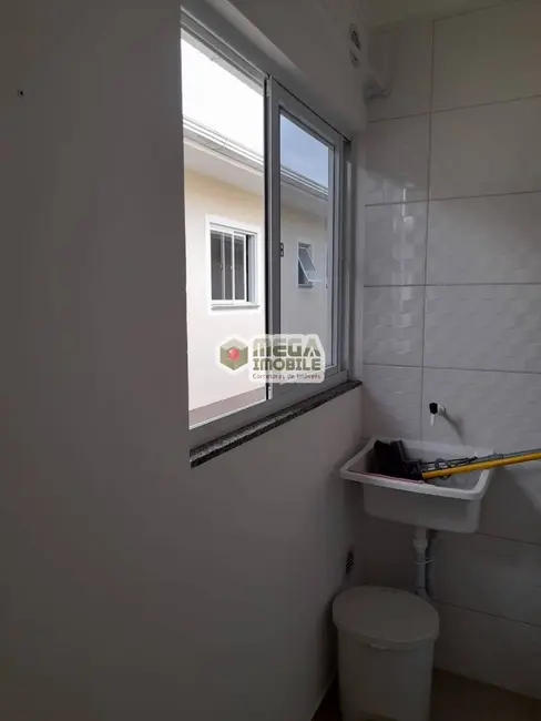 Apartamento com 2 quartos para alugar, 55m2 em Florianopolis - SC - imagem 9 Foto 9 de Apartamento com 2 quartos para alugar, 55m2 em Florianopolis - SC