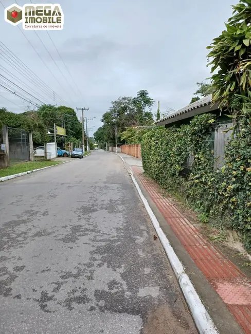 Foto 2 de Casa com 2 quartos à venda, 138m2 em Florianopolis - SC