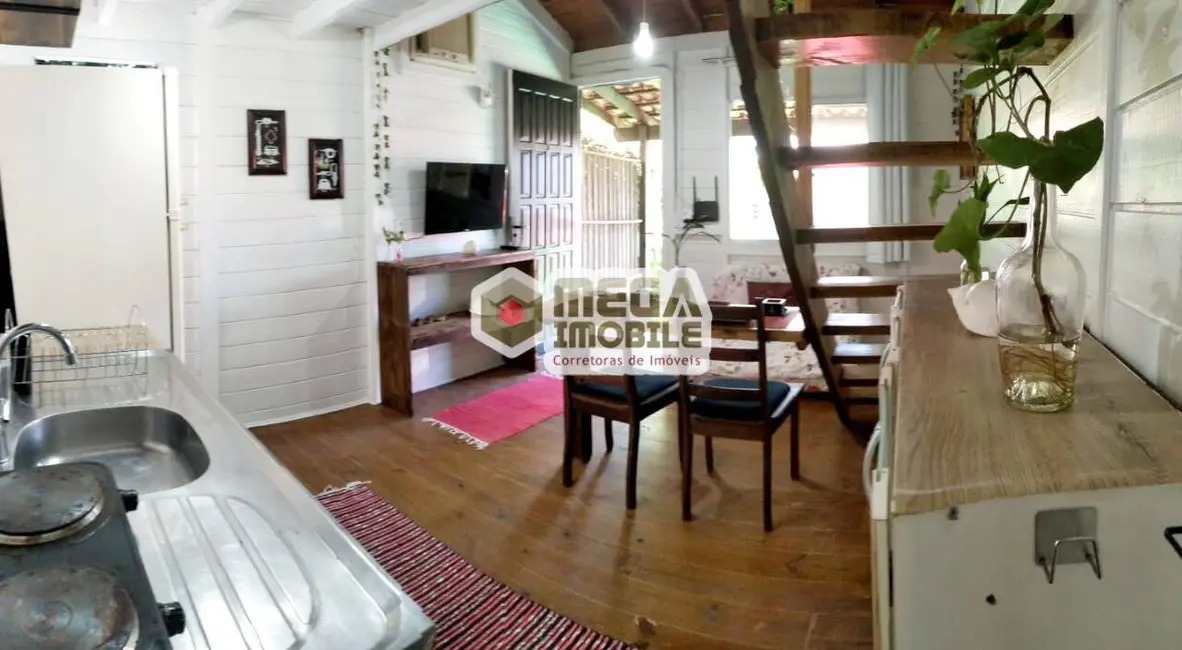 Foto 4 de Casa com 1 quarto para alugar, 25m2 em Florianopolis - SC