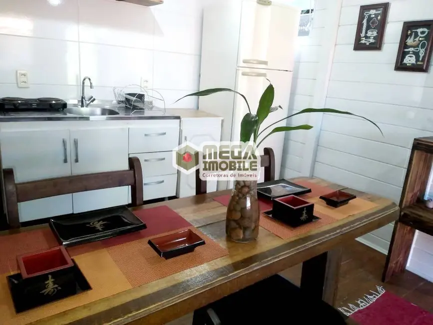 Foto 2 de Casa com 1 quarto para alugar, 25m2 em Florianopolis - SC