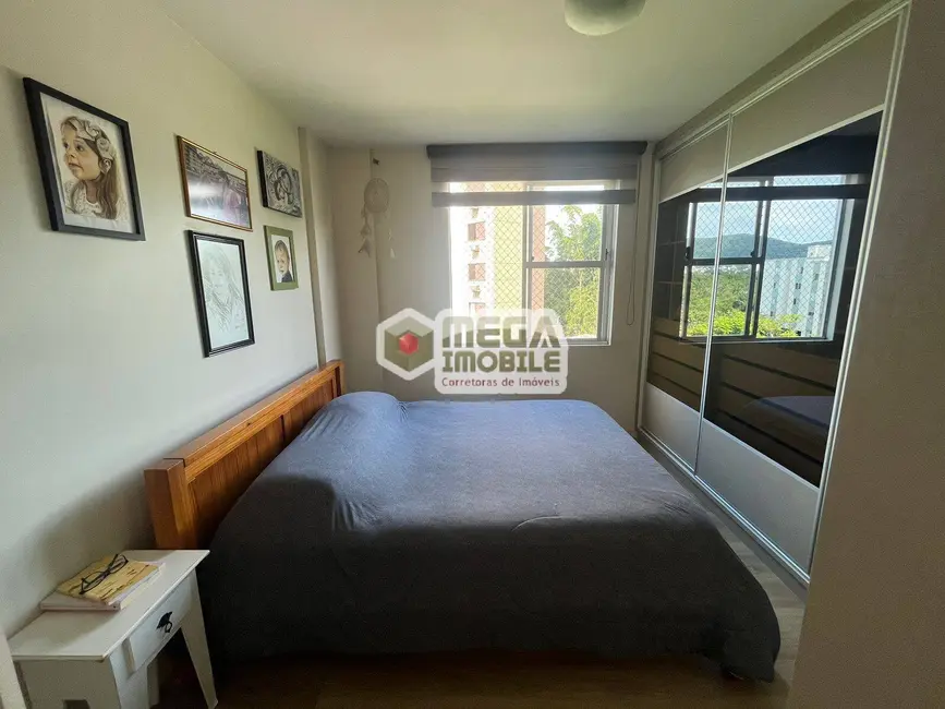 Foto 5 de Apartamento com 2 quartos à venda, 71m2 em Agronômica, Florianopolis - SC