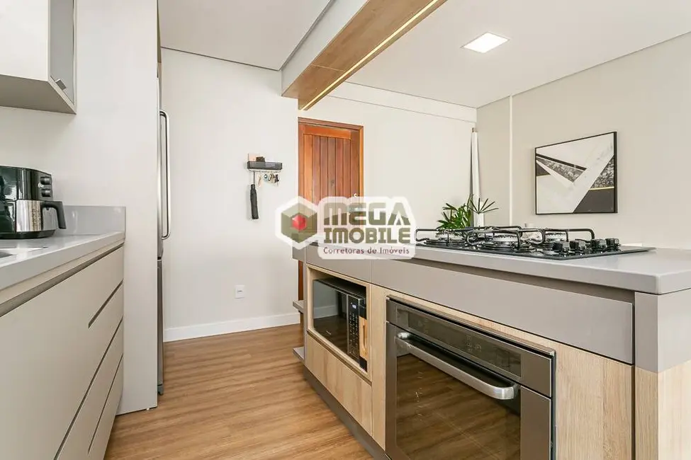 Apartamento com 2 quartos à venda, 71m2 em Agronômica, Florianopolis - SC - imagem 4 Foto 4 de Apartamento com 2 quartos à venda, 71m2 em Agronômica, Florianopolis - SC