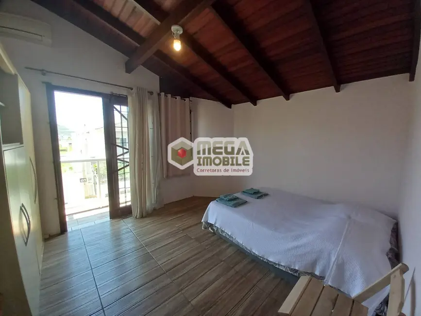 Foto 9 de Casa com 3 quartos à venda, 130m2 em Florianopolis - SC