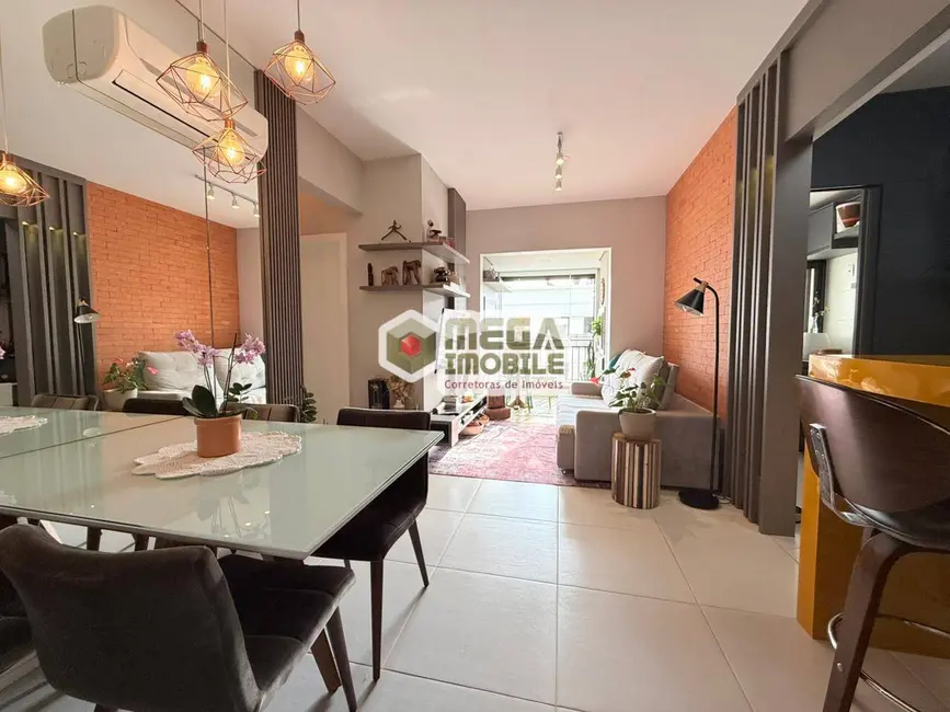Foto 2 de Apartamento com 2 quartos à venda, 66m2 em Itacorubi, Florianopolis - SC