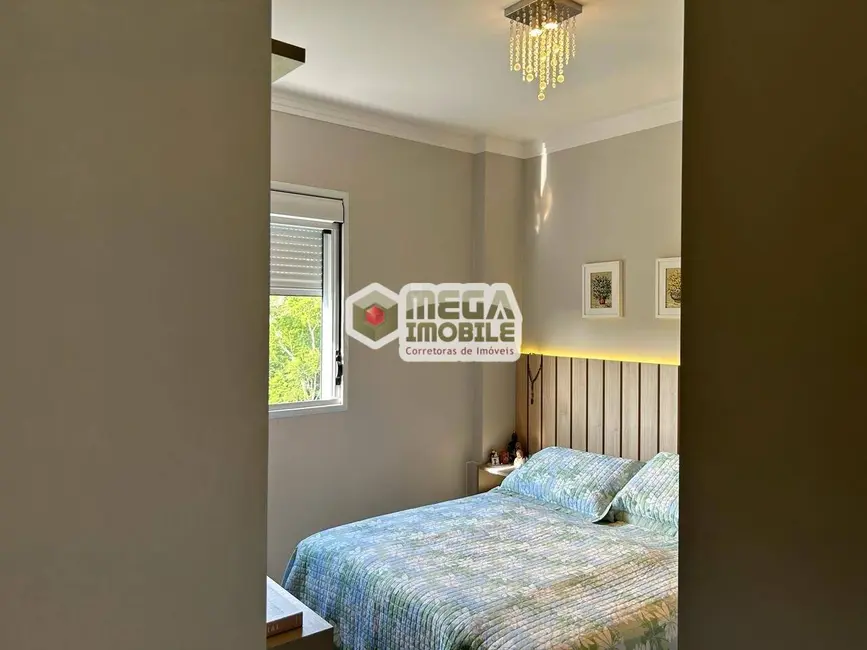 Foto 9 de Apartamento com 3 quartos à venda, 76m2 em Itacorubi, Florianopolis - SC