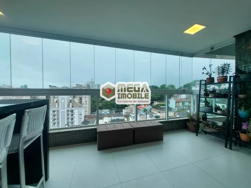 Foto 1 de Apartamento com 3 quartos à venda, 122m2 em Agronômica, Florianopolis - SC