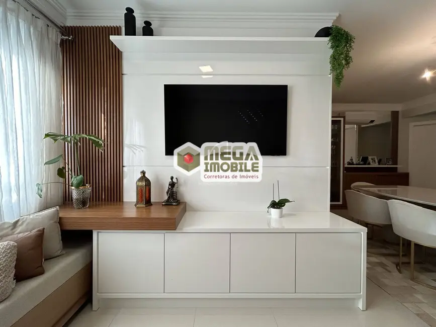 Foto 9 de Apartamento com 2 quartos para alugar, 50m2 em Florianopolis - SC