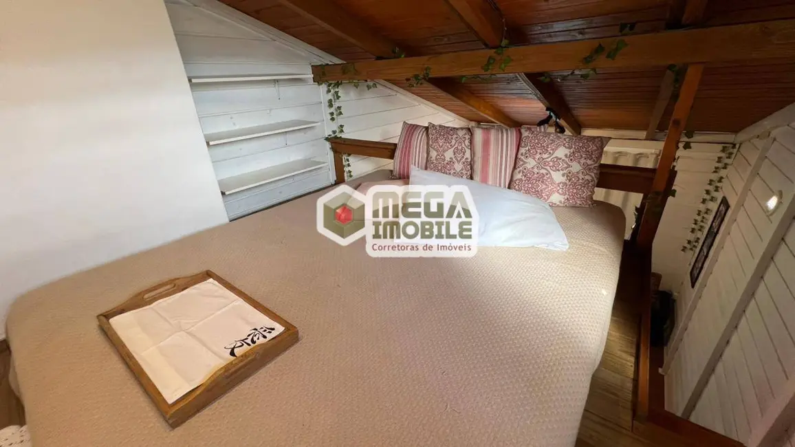 Casa com 1 quarto para alugar, 32m2 em Florianopolis - SC - imagem 6 Foto 6 de Casa com 1 quarto para alugar, 32m2 em Florianopolis - SC