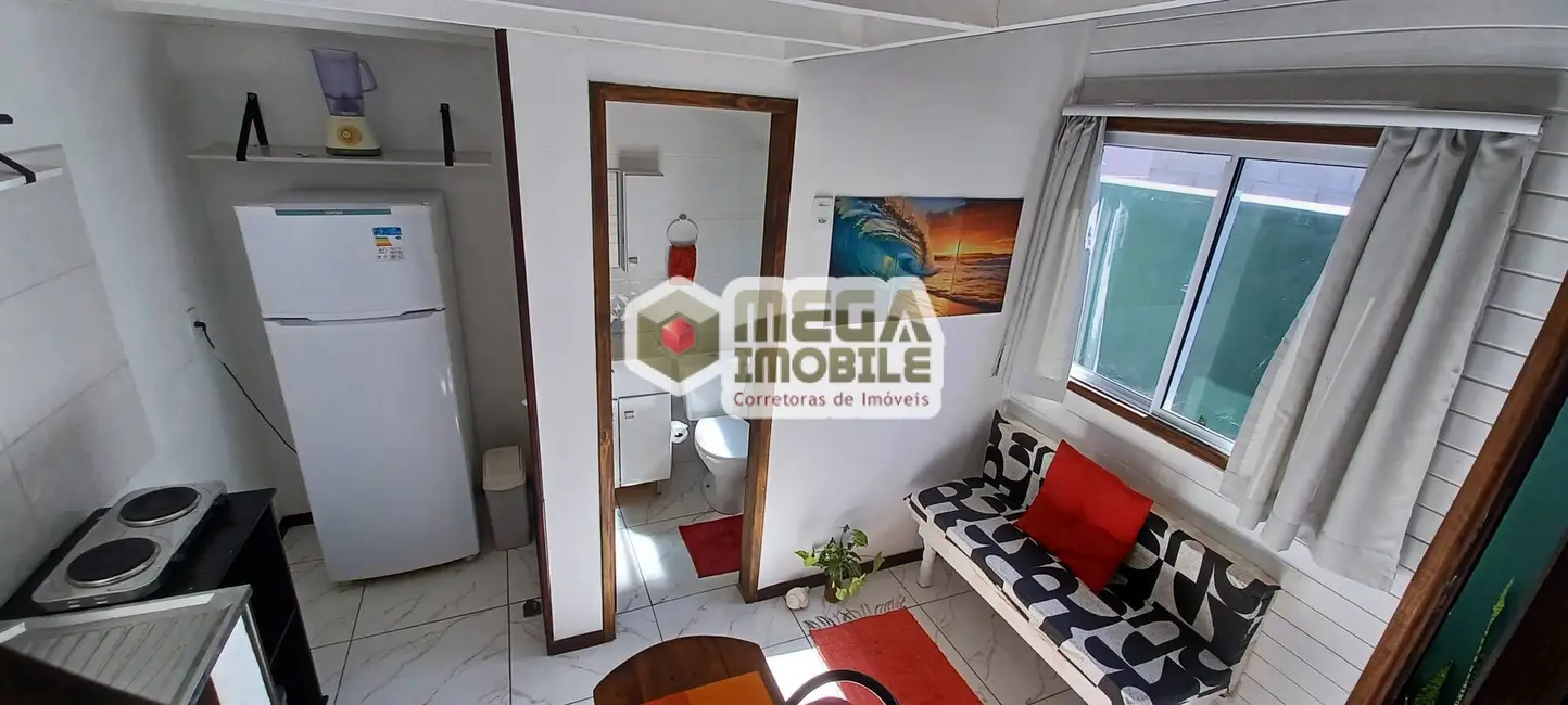 Casa com 1 quarto para alugar, 32m2 em Florianopolis - SC - imagem 5 Foto 5 de Casa com 1 quarto para alugar, 32m2 em Florianopolis - SC