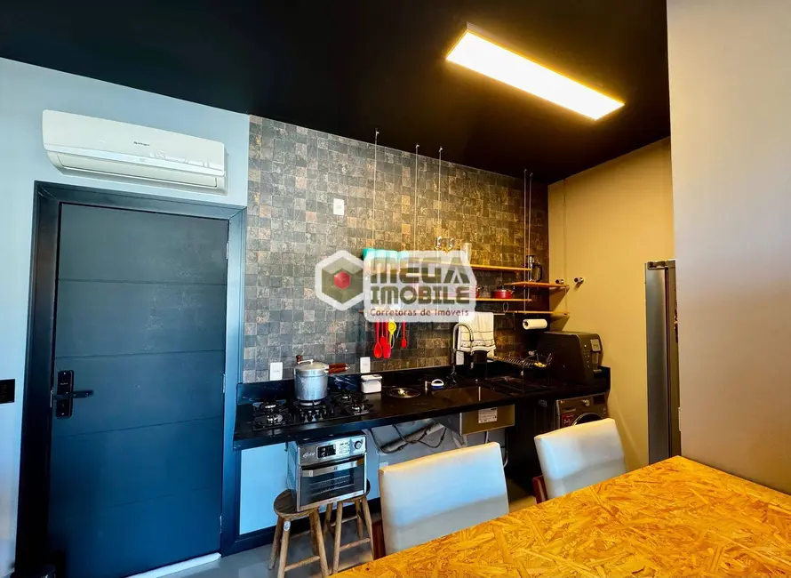 Apartamento com 1 quarto à venda, 65m2 em Itacorubi, Florianopolis - SC - imagem 4 Foto 4 de Apartamento com 1 quarto à venda, 65m2 em Itacorubi, Florianopolis - SC